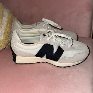 Women’s New Balance 237